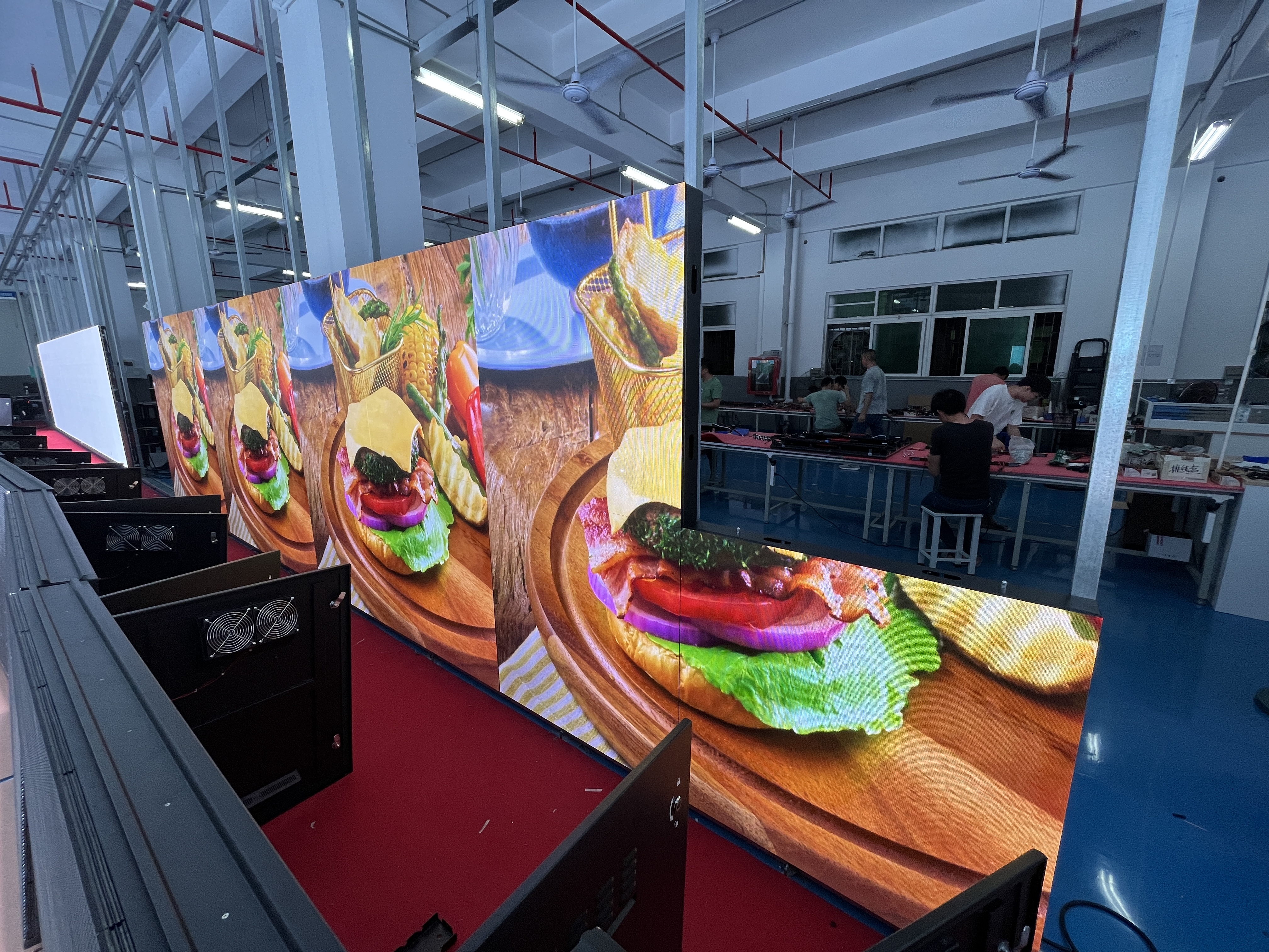 Señalización interior de la exhibición del tablero de Digitaces de los medios LED del restaurante