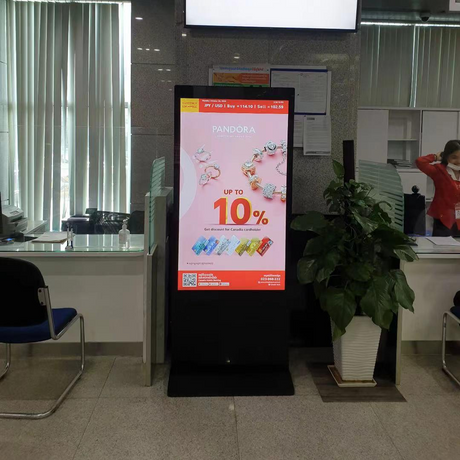 55'' piso interior que coloca la pantalla de visualización de vídeo del panel LED