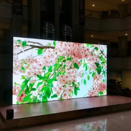 Panel de pantalla LED móvil con pantalla de vídeo de alquiler para escenarios interiores