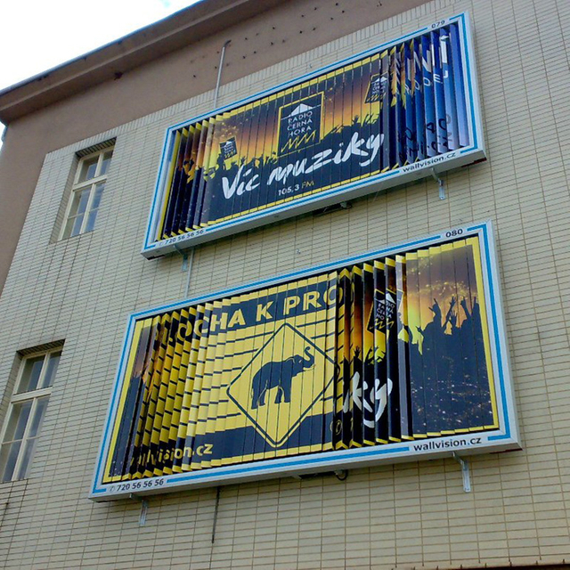 Cartel de Texitle de calle, cartelera de aluminio con Triple Prisma