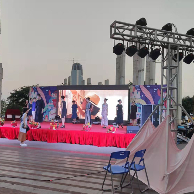 Alquiler de alquiler en etapa de 3840Hz P4.81 signo digital de la placa LED