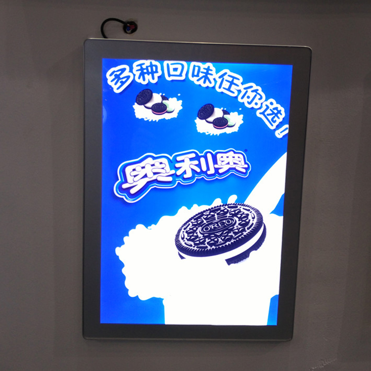 Caja de luz LED magnética súper delgada iluminada con póster