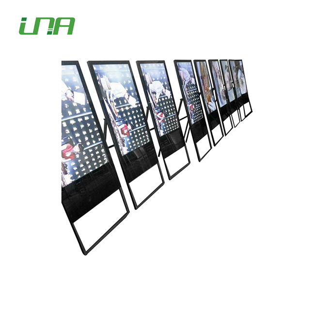 Pantalla digital de visualización de vídeo del panel LCD inteligente de la escuela móvil