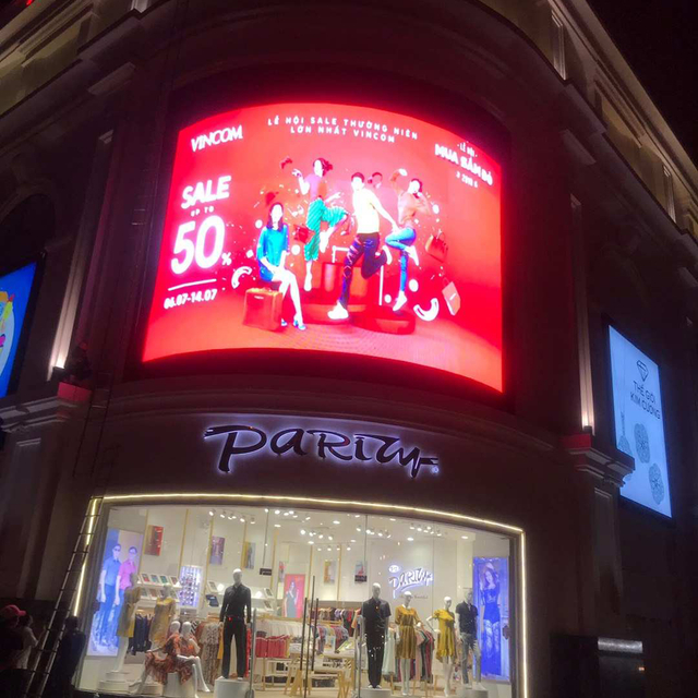 Pantalla de vídeo suave con pantalla digital LED curvada P4 SMD